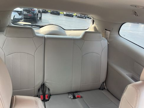 Used 2015 Buick Enclave Leather FWD image 40