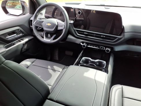 New 2026 Chevrolet Silverado EV LT w/ Plus Package AWD/4WD image 15