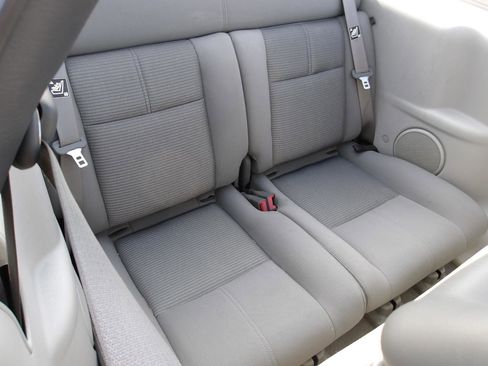 Used 2007 Chrysler PT Cruiser Convertible w/ Spring Special Group FWD image 19