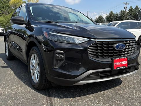 Used 2023 Ford Escape Active AWD/4WD image 14