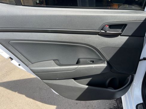 Used 2020 Hyundai Elantra Sport w/ Cargo Package (C1) image 28