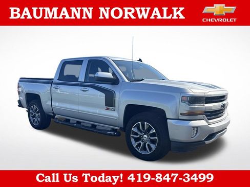 Used 2017 Chevrolet Silverado 1500 LT w/ Rally 2 Edition AWD/4WD image 7