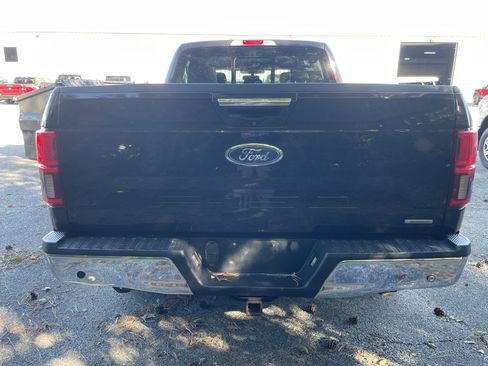 Used 2018 Ford F150 Lariat w/ Equipment Group 502A Luxury image 9