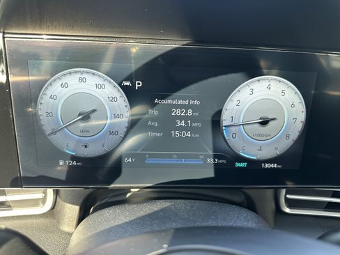 Used 2023 Hyundai Elantra SEL w/ Convenience Package FWD image 16