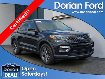 Certified 2022 Ford Explorer XLT w/ Equipment Group 202A