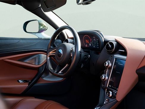 Used 2018 McLaren 720S image 44