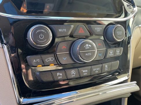 Certified 2020 Jeep Grand Cherokee Limited image 27