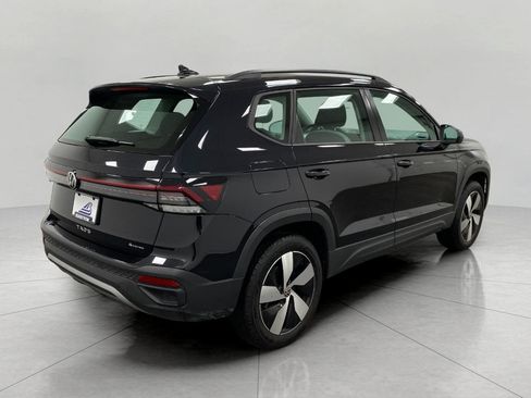 Used 2025 Volkswagen Taos S AWD/4WD image 4