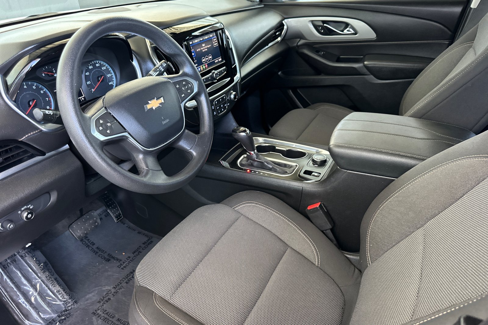 Used 2020 Chevrolet Traverse LS FWD image 10