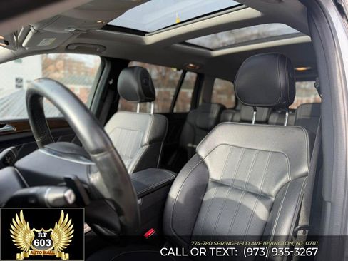 Used 2015 Mercedes-Benz GL 450 4MATIC w/ Lighting Package image 14