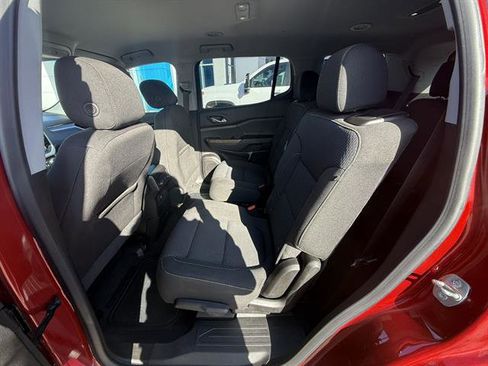 Used 2023 GMC Acadia SLE w/ Driver Convenience Package image 23