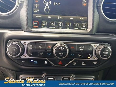 Certified 2022 Jeep Wrangler Unlimited Rubicon 4xe w/ Cold Weather Group AWD/4WD image 23