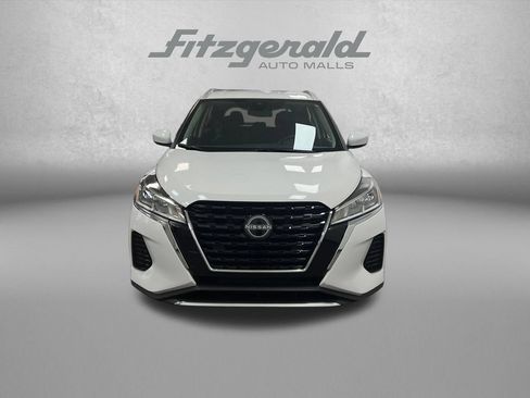 Used 2024 Nissan Kicks SV FWD image 9