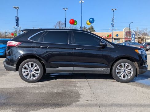 Certified 2022 Ford Edge Titanium AWD/4WD image 3