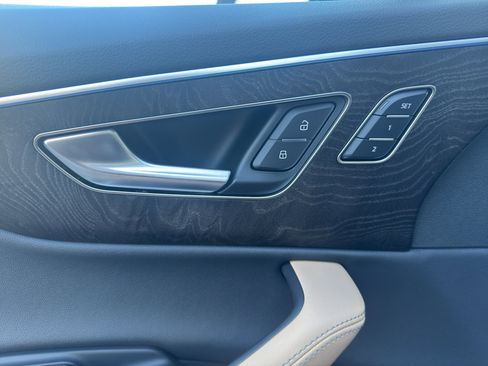 New 2025 Audi Q7 3.0T Premium Plus image 8