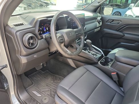 Used 2024 Chevrolet Colorado Trail Boss w/ Safety Package AWD/4WD image 17