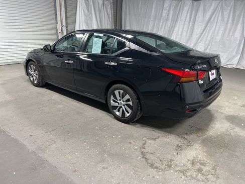 Used 2023 Nissan Altima 2.5 S image 5