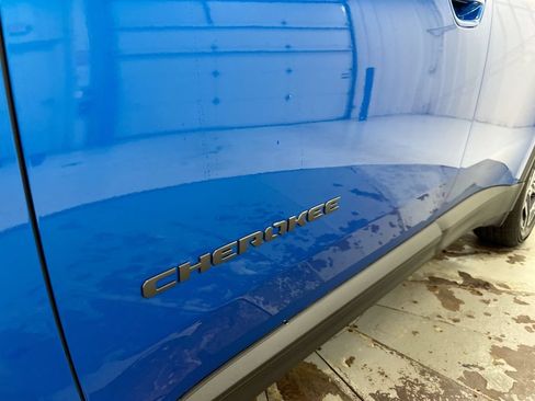 New 2026 Jeep Cherokee Limited AWD/4WD image 25