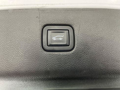 Certified 2023 Chevrolet Blazer LT w/ Convenience Package AWD/4WD image 33