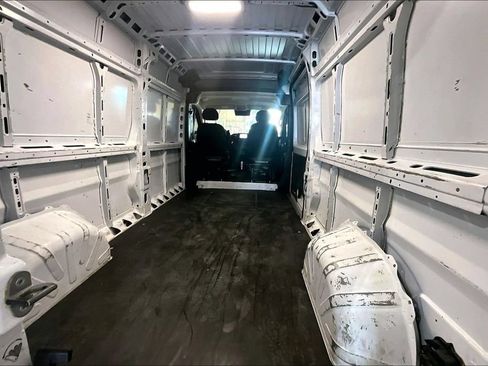 Used 2023 RAM ProMaster 2500 FWD image 23