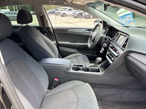 Used 2018 Hyundai Sonata SE FWD image 27
