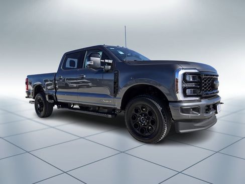 New 2026 Ford F250 Lariat w/ Black Appearance Package image 2