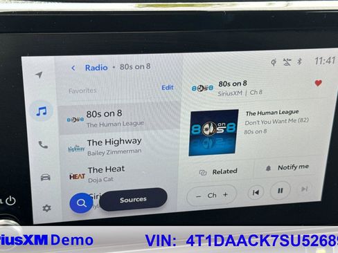 Used 2025 Toyota Camry LE image 34