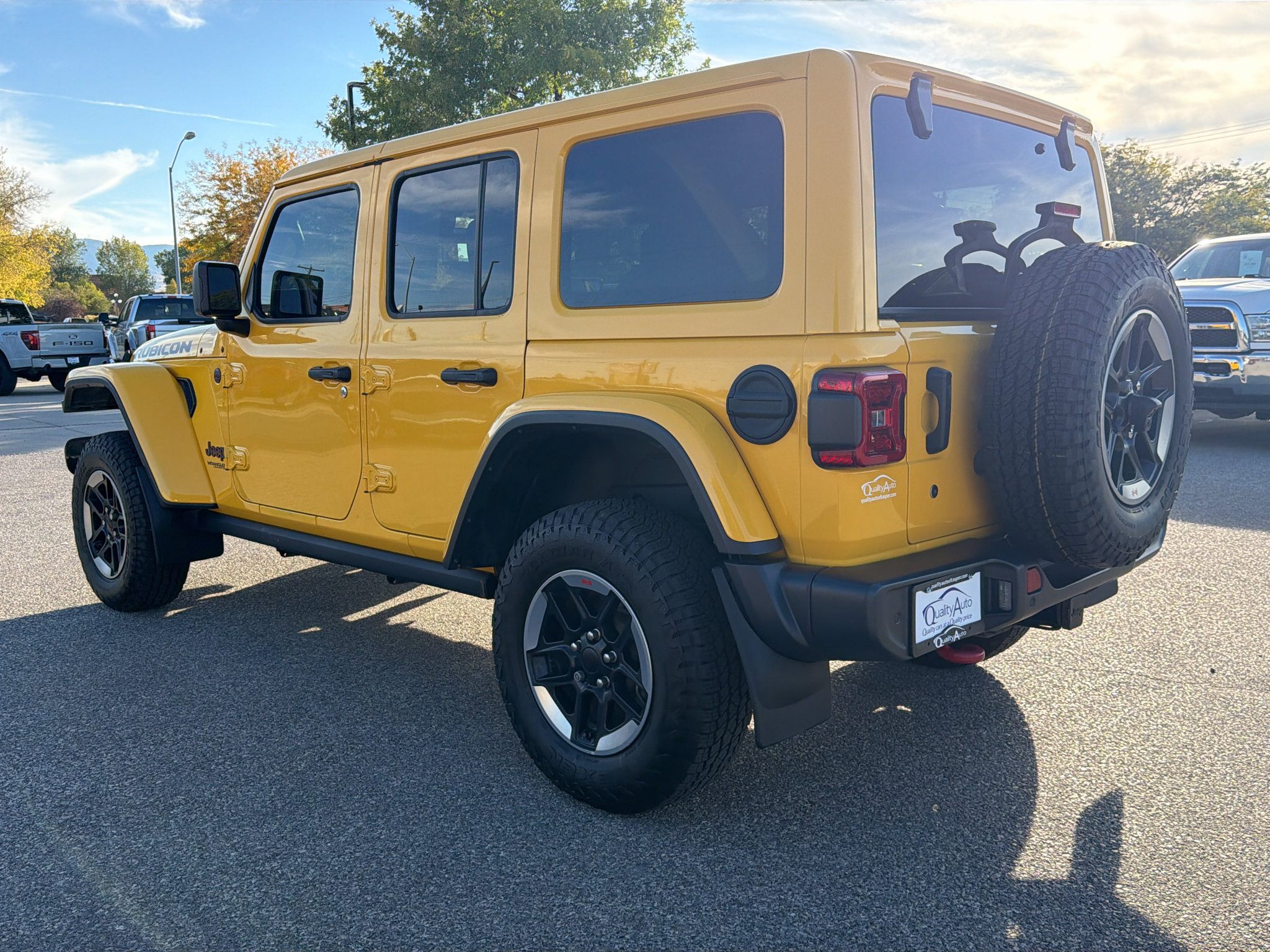 Used 2019 Jeep Wrangler Unlimited Rubicon w/ Dual Top Group AWD/4WD image 9