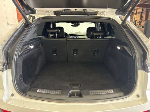 Used 2020 Cadillac XT4 Sport w/ Driver Awareness Package AWD/4WD image 18