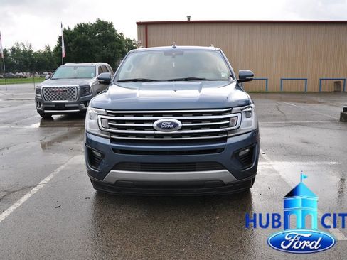 Used 2020 Ford Expedition XLT w/ Equipment Group 202A RWD image 8