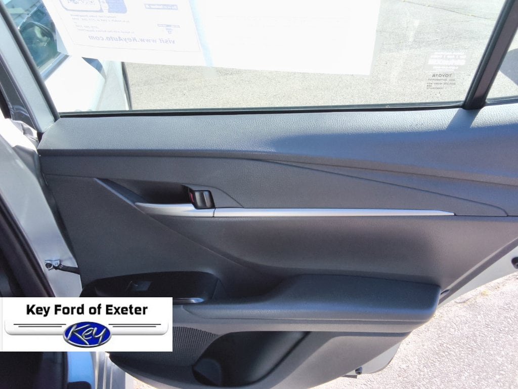 Used 2025 Toyota Camry LE FWD image 17