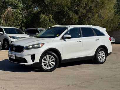Used 2019 Kia Sorento FWD V6 w/ LX V6 Convenience Package