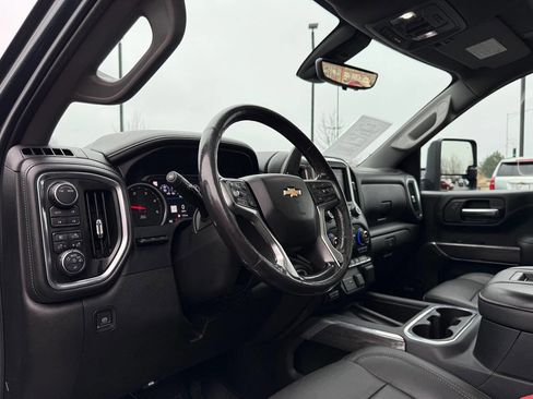 Used 2020 Chevrolet Silverado 2500 LTZ w/ LTZ Premium Package image 13