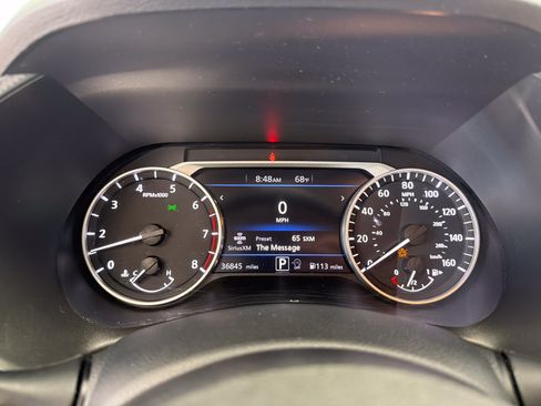 Used 2024 Nissan Sentra SV w/ SV Premium Package FWD image 8