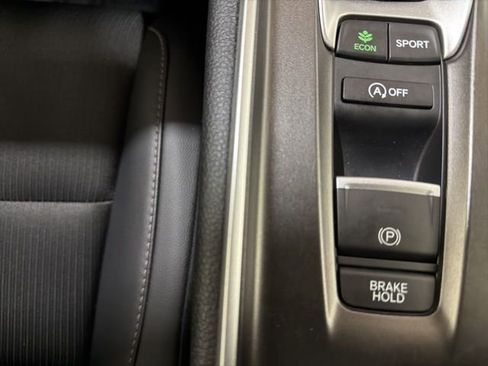 Used 2022 Honda Accord Sport image 32