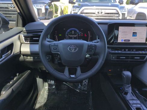 Certified 2026 Toyota Camry SE FWD image 15