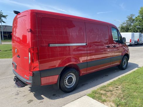 New 2026 Mercedes-Benz Sprinter 2500 image 3