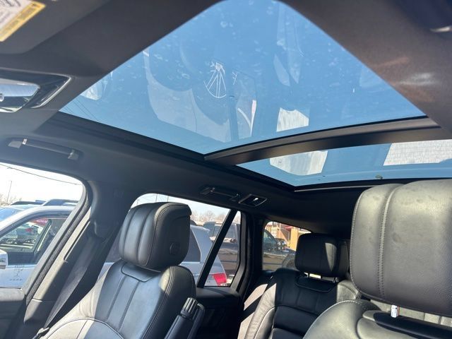 Used 2019 Land Rover Range Rover AWD/4WD image 20