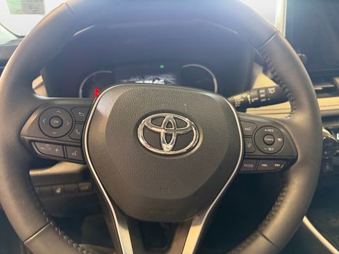 Used 2023 Toyota RAV4 XLE w/ Convenience Package AWD/4WD image 13
