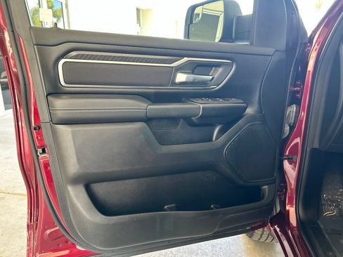 Used 2025 RAM 1500 Big Horn AWD/4WD image 36