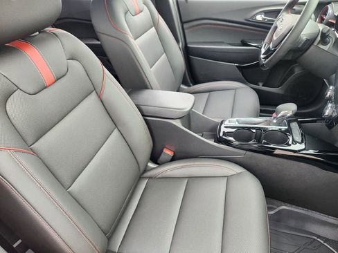 New 2026 Chevrolet Trax RS w/ Driver Confidence Package image 11