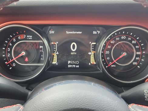 Used 2021 Jeep Wrangler Rubicon AWD/4WD image 8