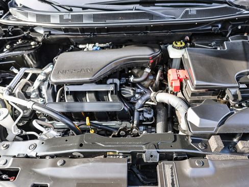 Used 2019 Nissan Rogue Sport S FWD image 15