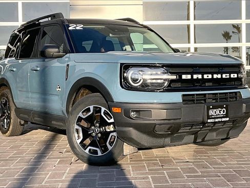 Used 2022 Ford Bronco Sport Outer Banks w/ Tech Package image 3