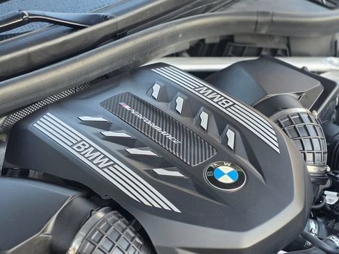 Used 2020 BMW X5 M50i w/ Parking Assistance Package AWD/4WD image 44