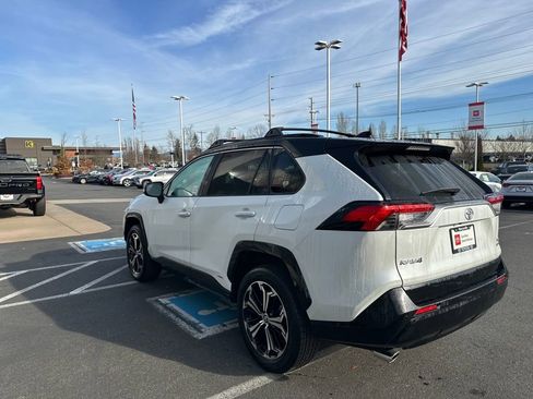 Certified 2025 Toyota RAV4 XSE image 5