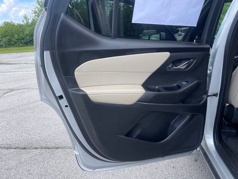 Used 2022 Chevrolet Traverse Premier w/ LPO, Floor Liner Package AWD/4WD image 16