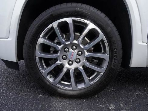 Used 2023 GMC Acadia Denali w/ Denali Ultimate Package image 44