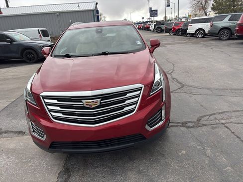 Used 2019 Cadillac XT5 Luxury FWD image 3