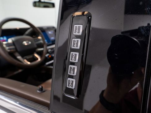 Used 2026 Ford F250 King Ranch w/ Chrome Package image 12